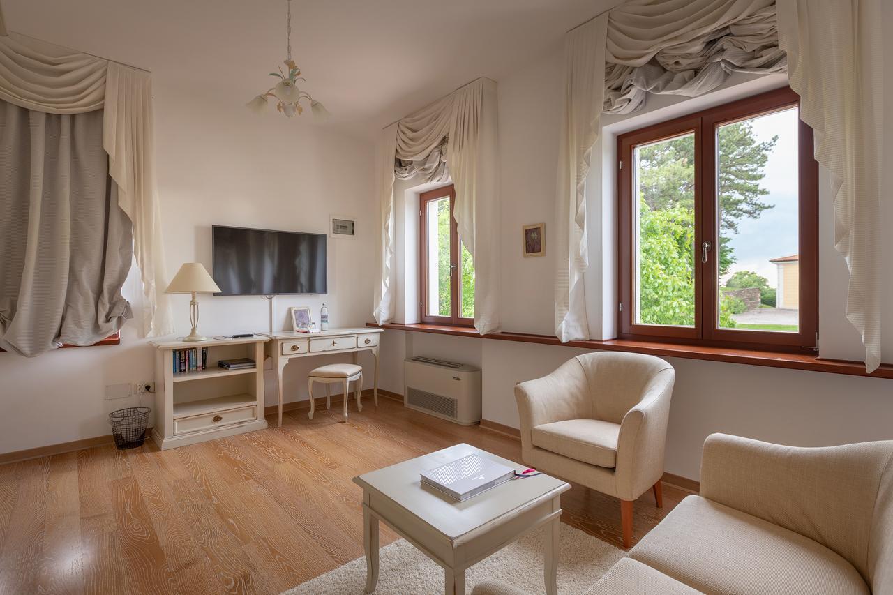 Palazzo Angelica B&B Adults Only Oprtalj 外观 照片
